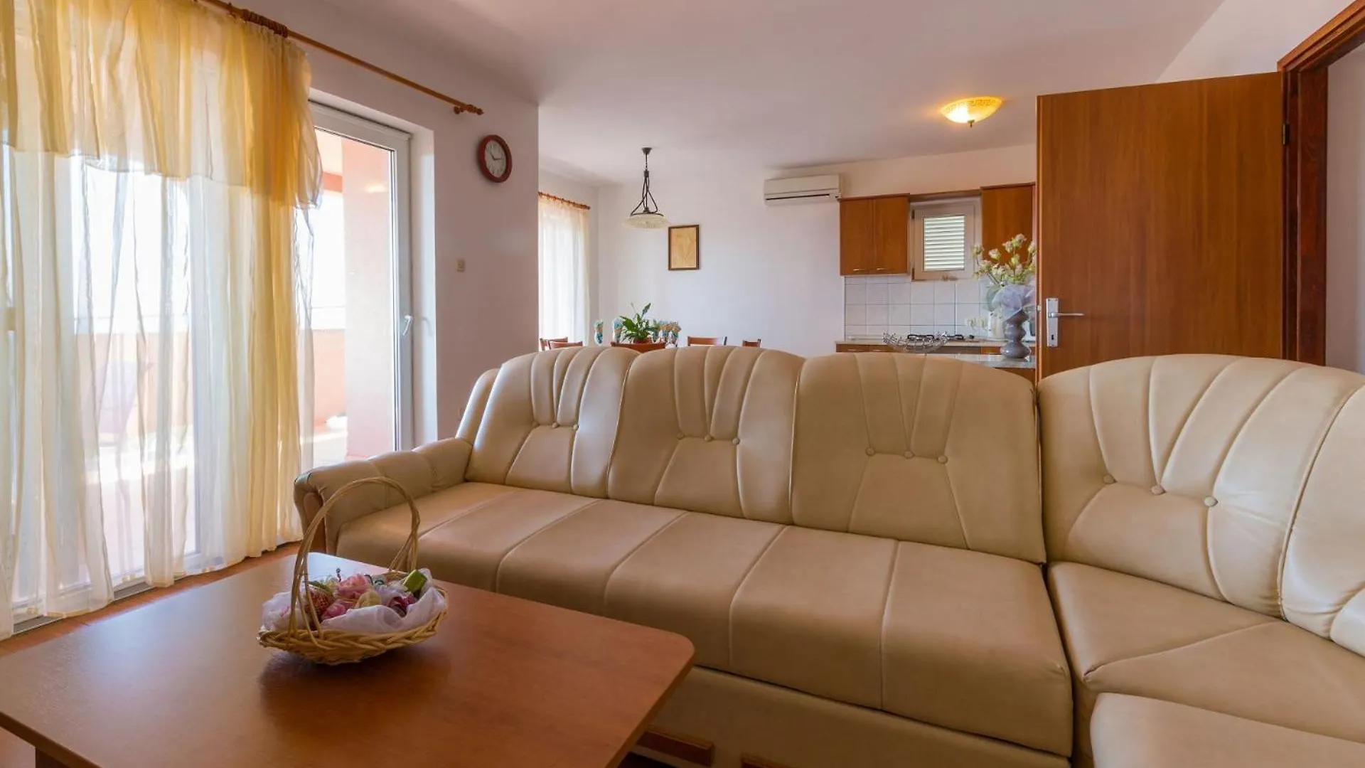 Apartments Tomica Novi Vinodolski