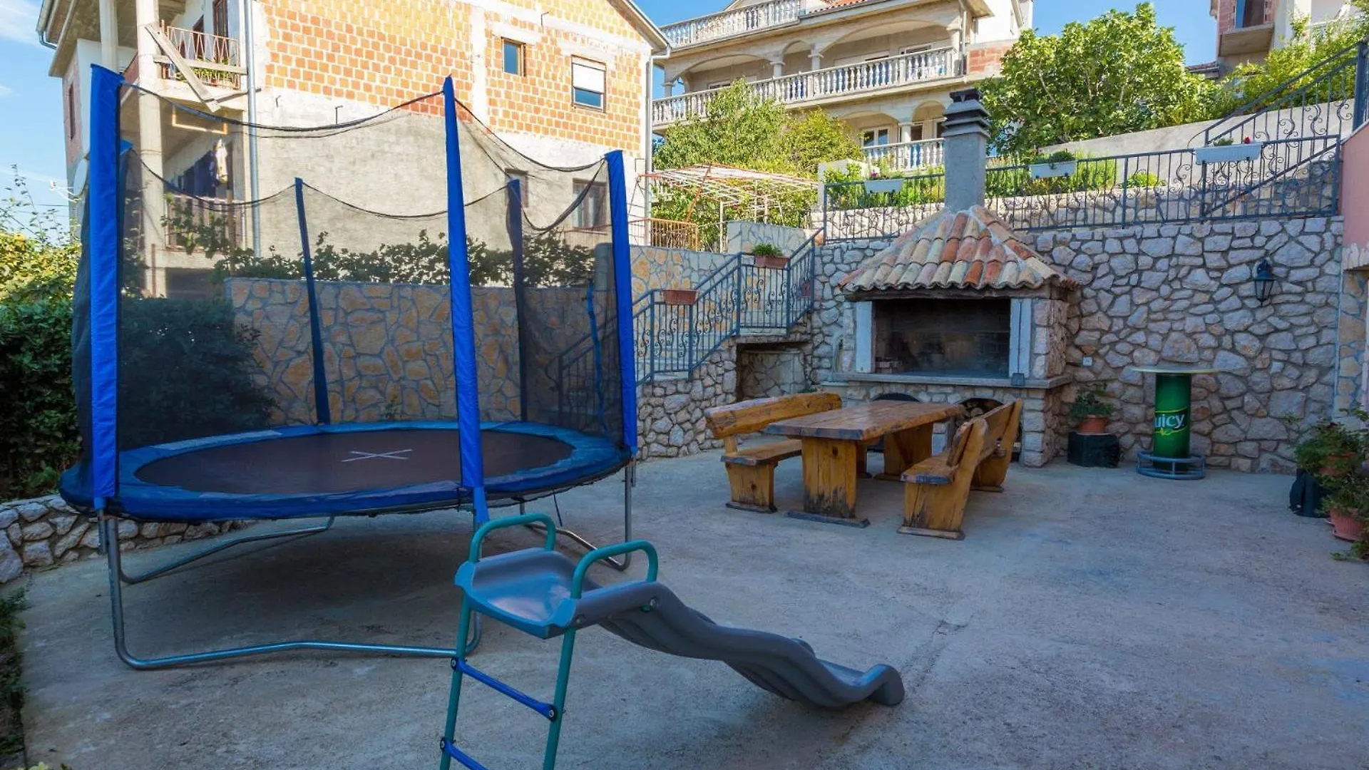Apartments Tomica Novi Vinodolski
